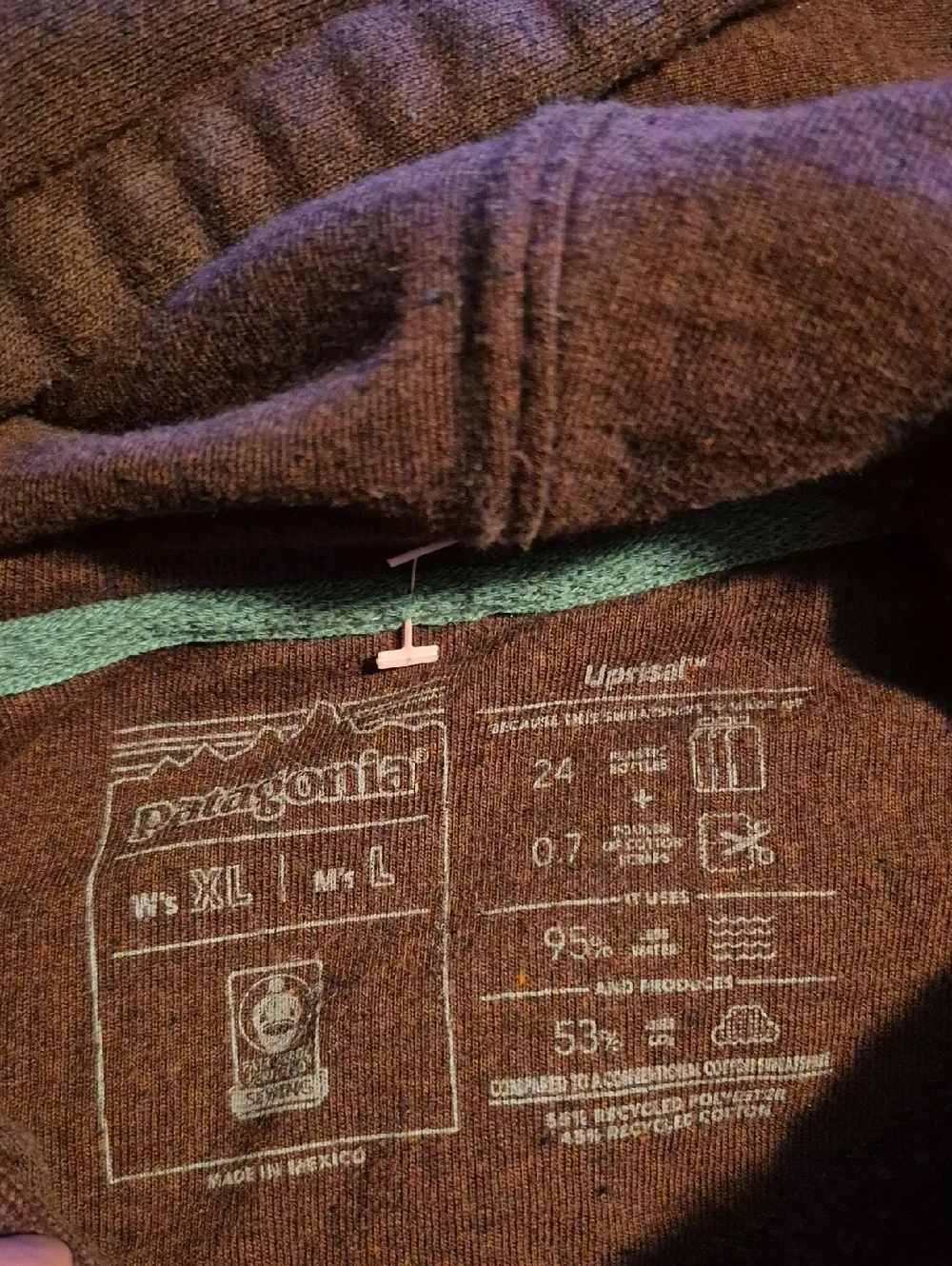 Patagonia Maroon Pullover Hoodie With Logo Sz. L - Picture 5 of 7